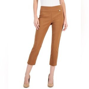 I.N.C. International Concepts Women's Tummy-Control Pull-On Capri Pants in Saira